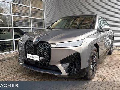 Oxidgrau ii metallic Gebraucht 2024 BMW iX Performance SUV | 48.990 € (Superpreis)