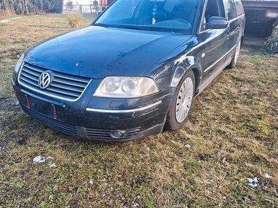Gebraucht VW Passat 131 PS (96 kW) 2003 Blau Kombi