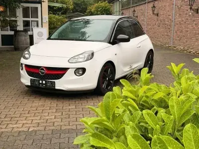 Gebraucht Opel Adam Slam 101 PS (74 kW) 2015 Weiß Kleinwagen