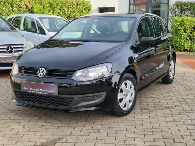 Gebraucht VW Polo Trendline 60 PS (44 kW) 2013 Schwarz Kleinwagen