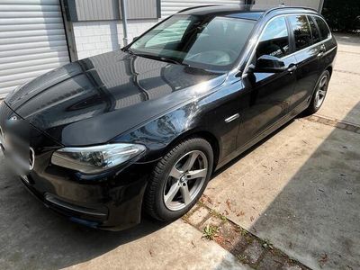 BMW 525