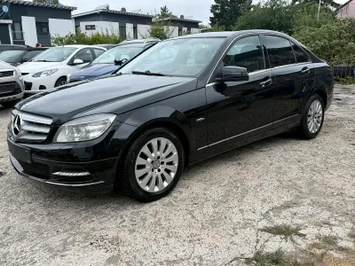 Gebraucht Mercedes C200 136 PS (100 kW) 2010 Schwarz Limousine