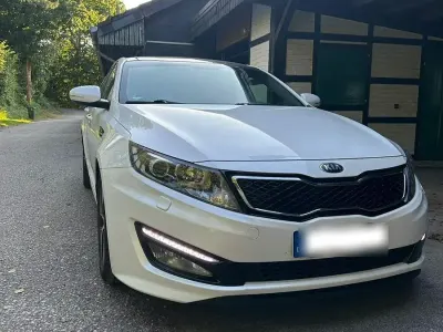 Gebraucht Kia Optima Hybrid Spirit 190 PS (139 kW) 2013 Weiß Limousine