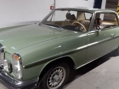 Gebraucht Mercedes 280 185 PS (136 kW) 1973 Grün Coupé
