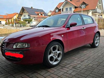 Gebraucht Alfa Romeo 147 120 PS (88 kW) 2001 Rot Kleinwagen