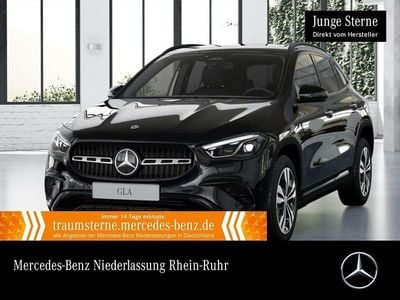 Gebraucht Mercedes GLA200 Night 163 PS (119 kW) 2025 Schwarz SUV