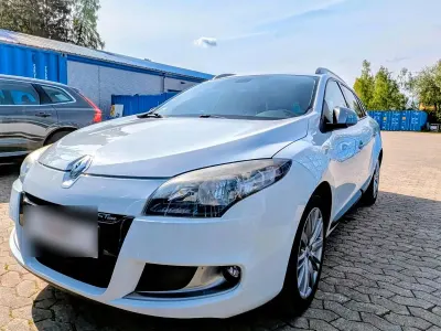 Używany Renault Mégane GrandTour GT-Line 130 KM (95 kW) 2011 Biały Kombi