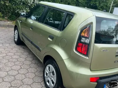 Używany Kia Ceed 126 KM (92 kW) 2011 Zielony Hatchback