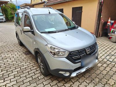 Gebraucht Dacia Dokker Stepway 95 PS (69 kW) 2020 Grau Van / Kleinbus