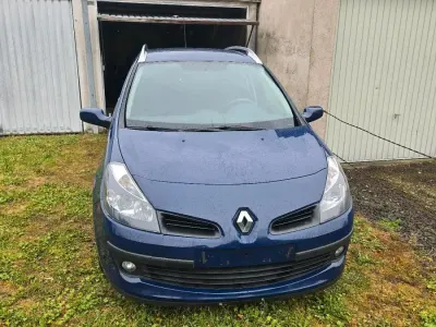 Gebraucht Renault Clio GrandTour 74 PS (54 kW) 2009 Kombi