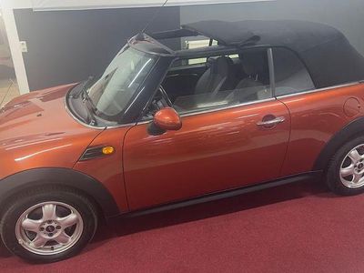 Orange Gebraucht 2011 Mini Cooper Cabriolet Cabrio | 9.699 €