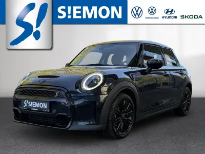 Gebraucht Mini Cooper S Classic 178 PS (130 kW) 2022 Schwarz Kleinwagen