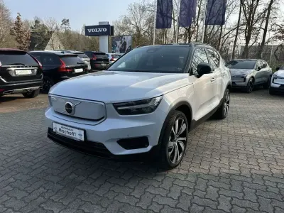 Gebraucht Volvo XC40 Plus 169 kW (231 PS) 2022 Silber metallic SUV