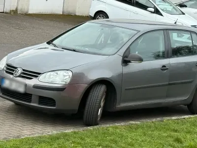 Usata VW Golf V 102 CV (75 kW) 2007 Grigio Berlina