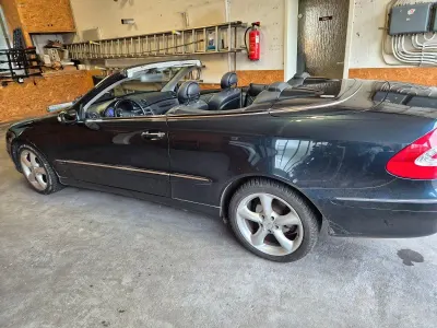 Gebraucht Mercedes CLK240 Avantgarde 170 PS (125 kW) 2003 Schwarz Cabrio