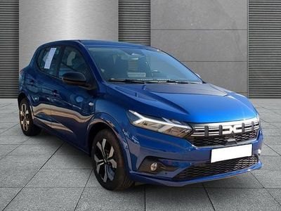 Neu Dacia Sandero Journey 101 PS (74 kW) 2025 Ironblau Limousine