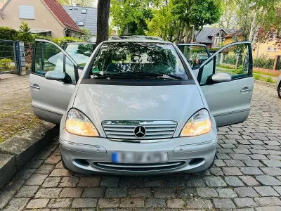 Gebraucht Mercedes A160 Elegance 102 PS (75 kW) 2003 Silber Kleinwagen