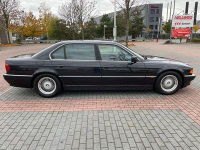 Schwarz Gebraucht 2000 BMW 735L Sport Line Limousine | 18.000 €
