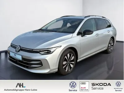 Gebraucht VW Golf VIII Goal 150 PS (110 kW) 2025 Silber Kombi