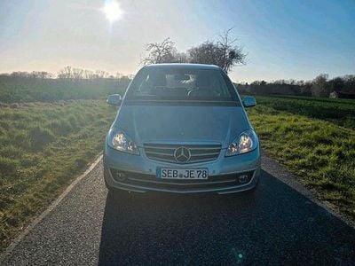 Gebraucht Mercedes A200 136 PS (100 kW) 2009 Silber Kleinwagen