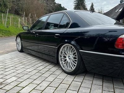 Gebraucht BMW 735 238 PS (175 kW) 2000 Andere farben Limousine