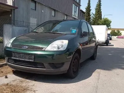 Gebraucht Ford Fiesta 80 PS (58 kW) 2004 Grün Kleinwagen