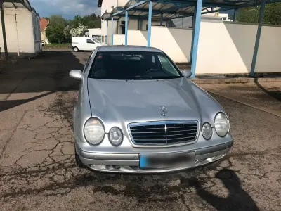 Käytetty Mercedes CLK230 Elegance 193 HP (141 kW) 1998 Hopea Coupe - kaksiovinen