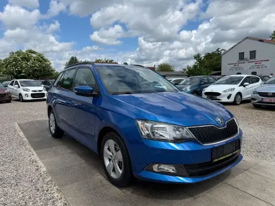 Gebraucht Skoda Fabia Sport 90 PS (66 kW) 2016 Modra race/race blue Kombi