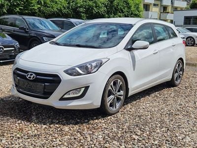 Gebraucht Hyundai i30 135 PS (99 kW) 2017 Weiß Kombi