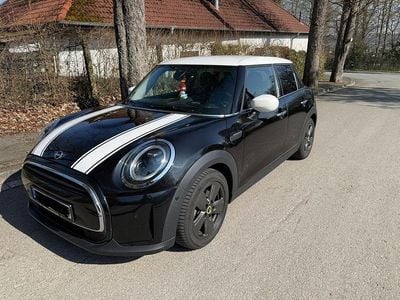 Usata Mini Cooper Classic 136 CV (100 kW) 2022 Nero Utilitaria