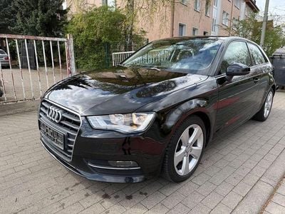 Second-hand Audi A3 S-Line 150 CP (110 kW) 2015 Negru Berlinǎ