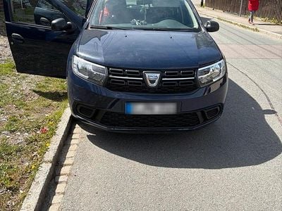 Second-hand Dacia Logan 73 CP (53 kW) 2019 Albastru Break
