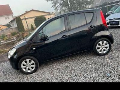 Usata Opel Agila Edition 68 CV (50 kW) 2009 Nero Utilitaria