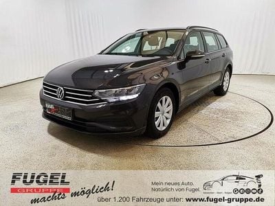 Gebraucht VW Passat 150 PS (110 kW) 2022 Mangangrau metallic Kombi