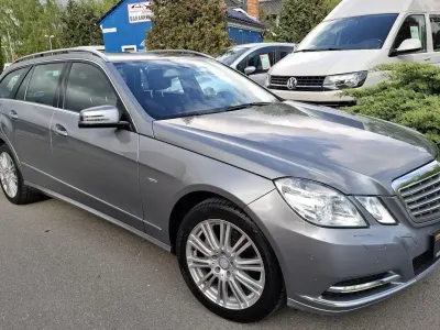 Gebraucht Mercedes E200 184 PS (135 kW) 2012 Silber Kombi