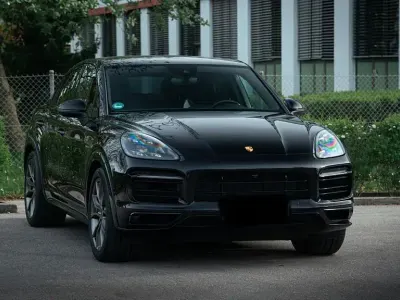 Gebraucht Porsche Cayenne 462 PS (339 kW) 2021 Schwarz SUV