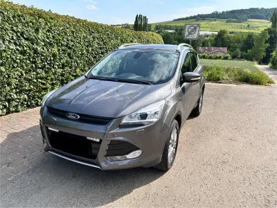 Gebraucht Ford Kuga Titanium 163 PS (119 kW) 2014 Grau SUV