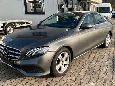 Mercedes E200