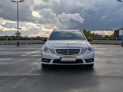 gebraucht Mercedes E500 T AVANTGARDE AVANTGARDE AMG Paket