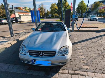 Gebraucht Mercedes SLK230 193 PS (141 kW) 1999 Silber Cabrio