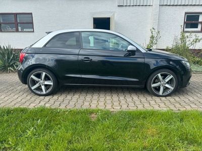 gebraucht Audi A1 1,4 122 PS 1 Hand Scheckheft Navi Panoramadach Kette neu