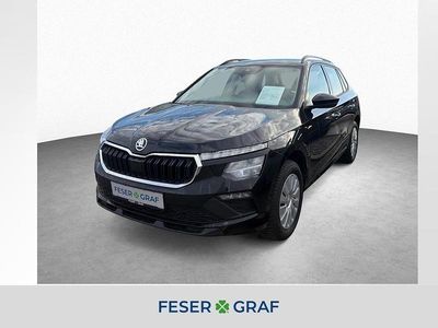 Black magic perleffekt Gebraucht 2025 Skoda Kamiq Essence SUV | 21.340 € (Superpreis)
