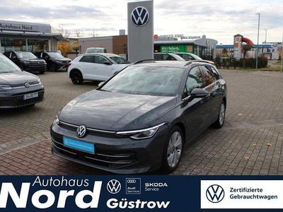 Gebraucht VW Golf VIII Style 150 PS (110 kW) 2025 Grau Kombi