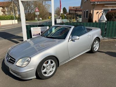 Gebraucht Mercedes SLK230 197 PS (144 kW) 2000 Silber Cabrio