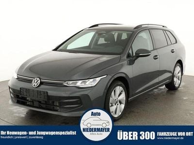 Neu VW Golf VIII Life 150 PS (110 kW) 2025 Grenadillschwarz metallic Kombi