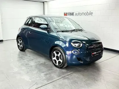 Gebraucht Fiat 500e Action 69 kW (95 PS) 2022 Ocean green Limousine
