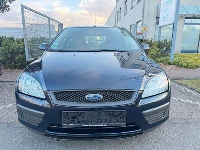 Gebraucht Ford Focus 101 PS (74 kW) 2006 Blau Limousine