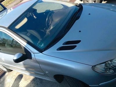 Gebraucht Peugeot 206 75 PS (55 kW) 2007 Grau Kleinwagen