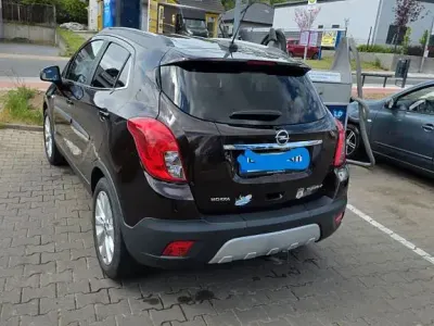 Używany Opel Mokka S 140 KM (102 kW) 2016 Brązowy SUV