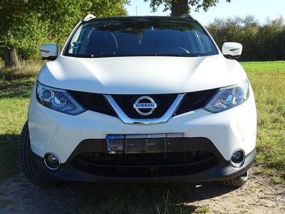 Gebraucht Nissan Qashqai 360º 163 PS (119 kW) 2017 Weiß SUV